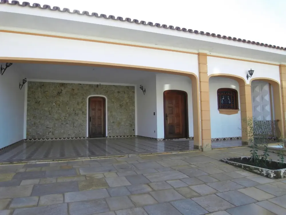 Casa, 5 quartos, 683 m² - Foto 1
