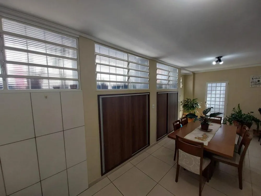 Casa, 3 quartos, 170 m² - Foto 2