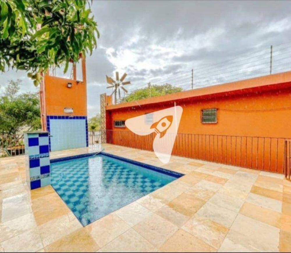 Chácara à venda com 6 quartos, 500m² - Foto 4