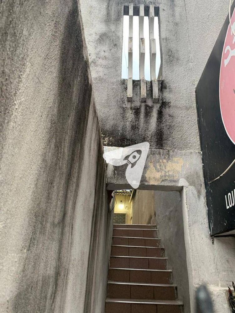 Casa, 6 quartos, 150 m² - Foto 6