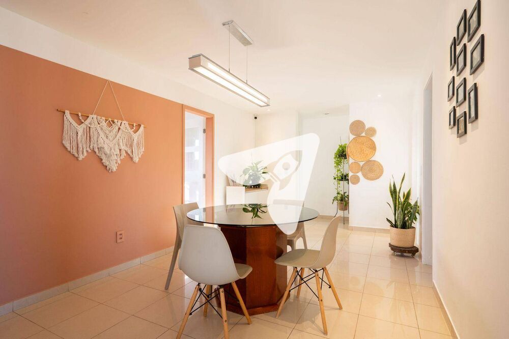 Cobertura à venda com 3 quartos, 250m² - Foto 8
