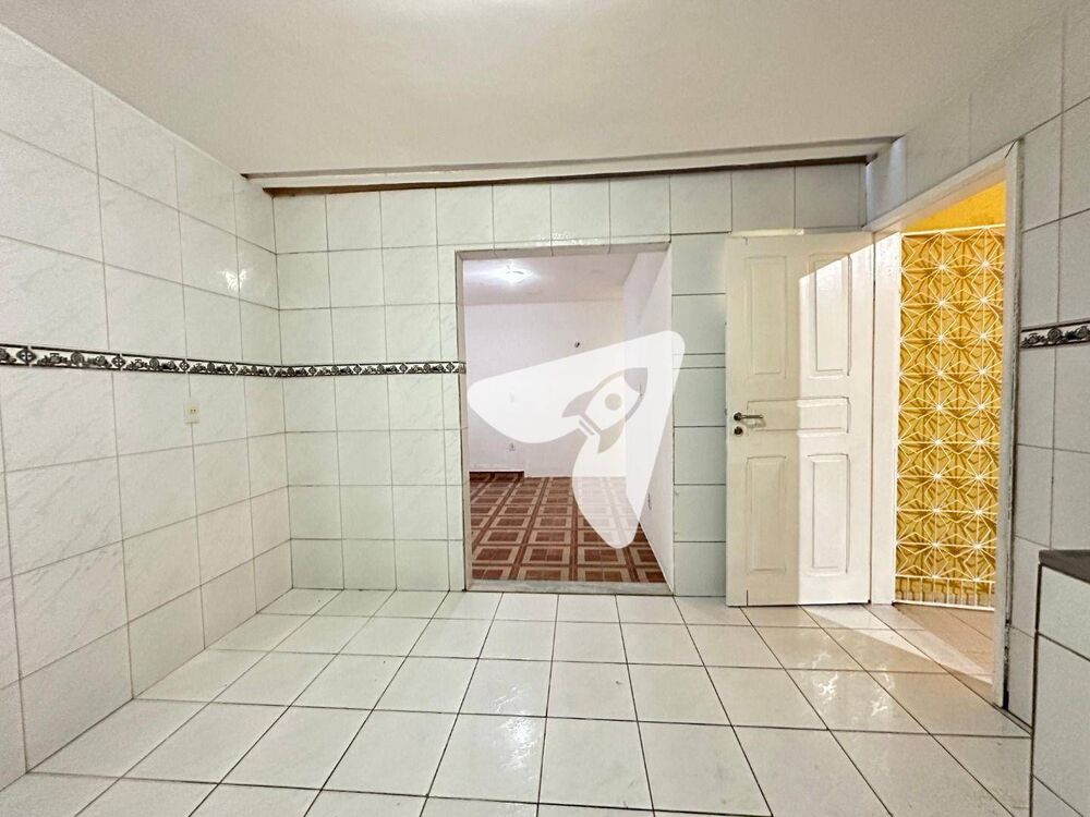 Casa para alugar com 1 quarto, 80m² - Foto 5