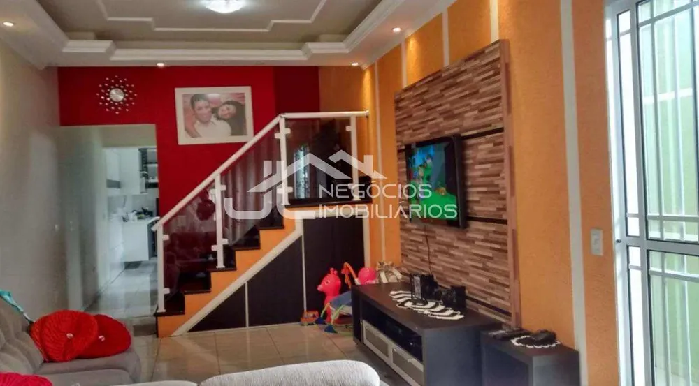 Casa, 3 quartos, 148 m² - Foto 2
