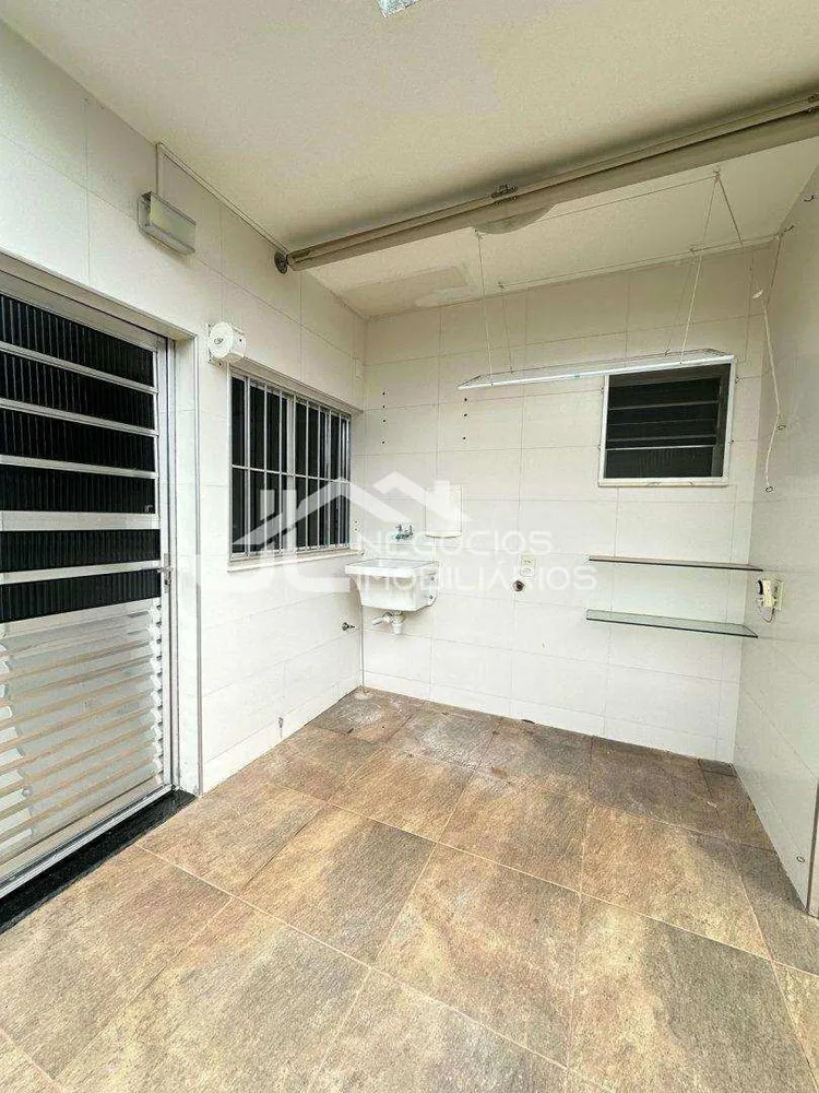 Casa, 2 quartos, 205 m² - Foto 10
