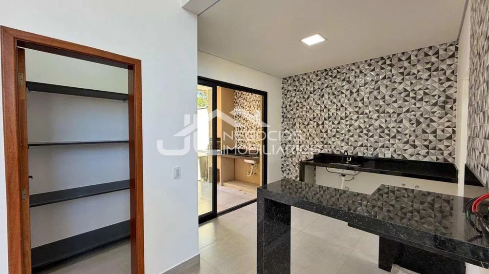 Casa, 3 quartos, 135 m² - Foto 2