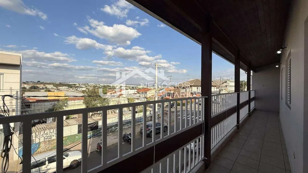 Casa, 3 quartos, 164 m² - Foto 2