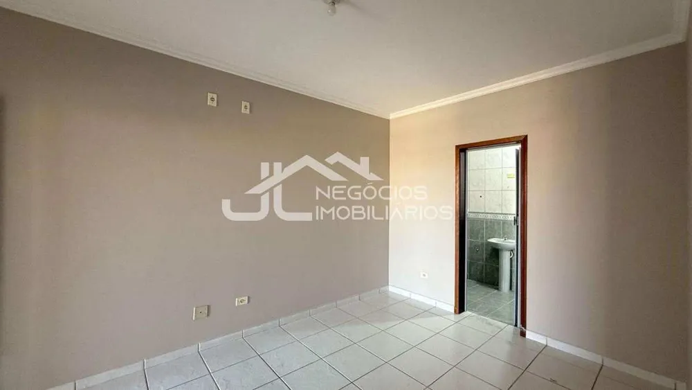 Casa, 3 quartos, 164 m² - Foto 9