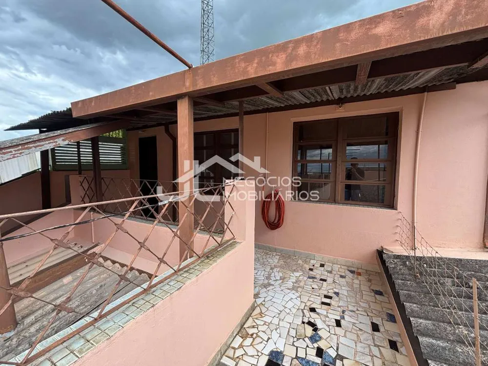 Casa, 3 quartos, 245 m² - Foto 12
