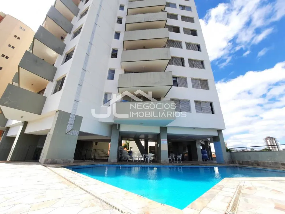 Apartamento, 3 quartos, 236 m² - Foto 3