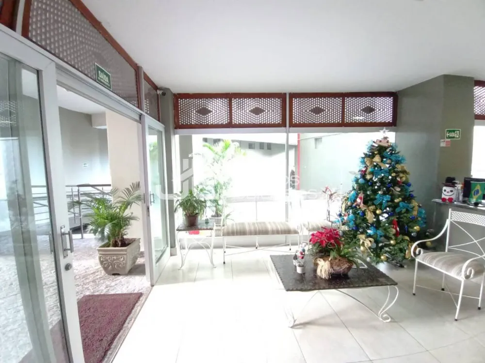 Apartamento, 3 quartos, 236 m² - Foto 4