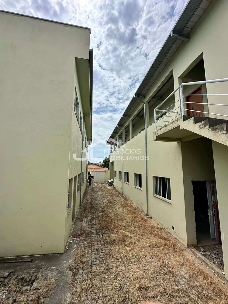 Prédio Inteiro - Foto 1