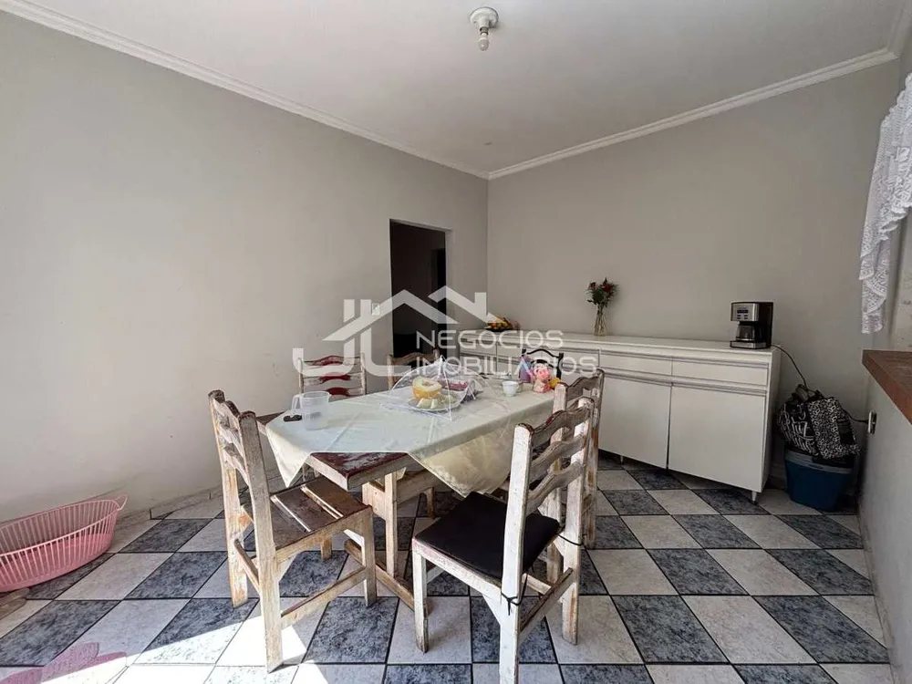 Casa, 3 quartos, 150 m² - Foto 2