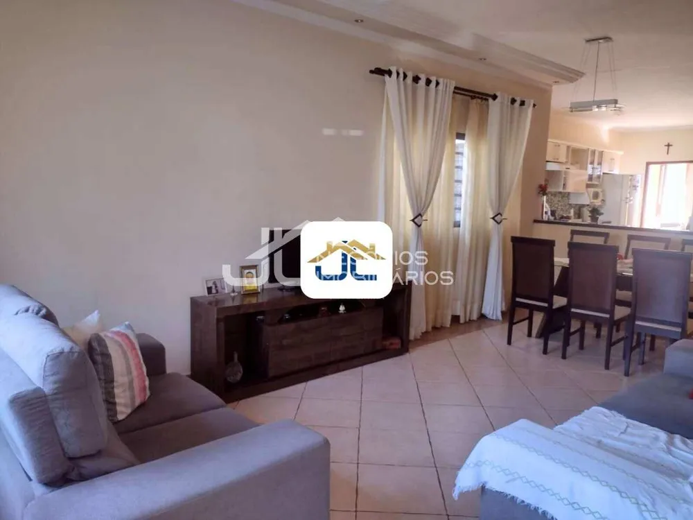 Casa, 2 quartos, 180 m² - Foto 2