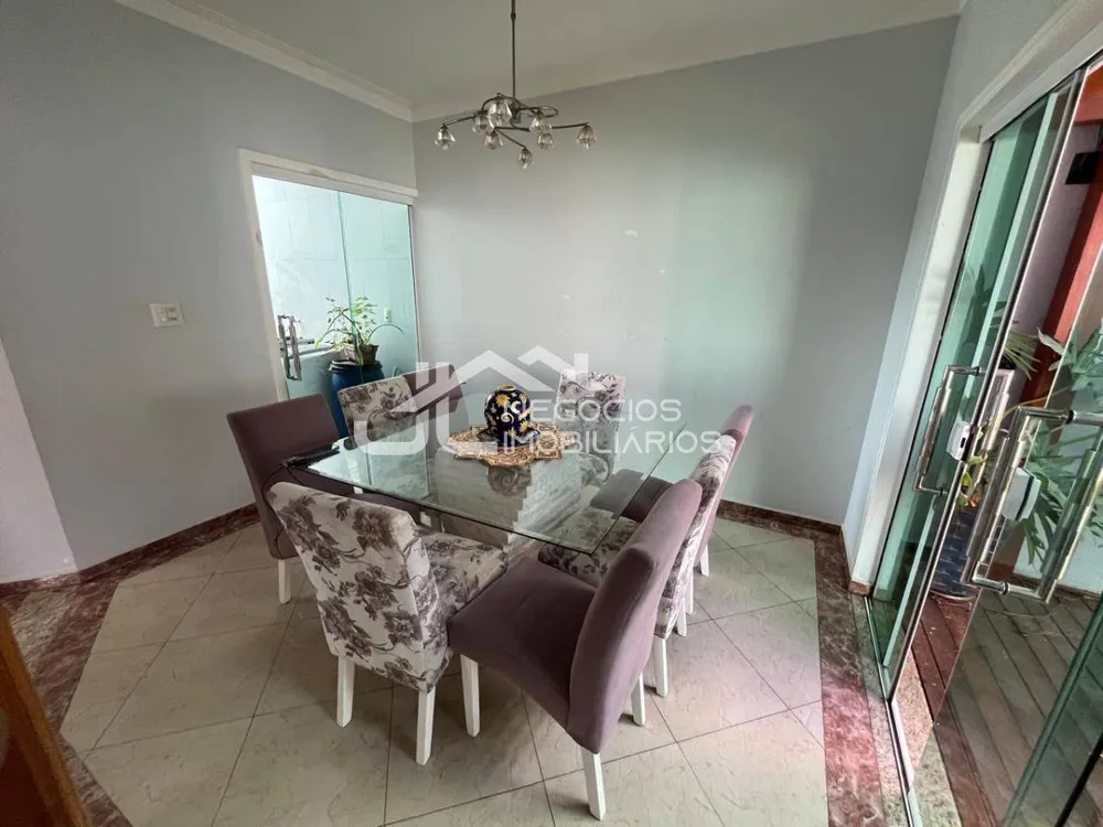 Casa, 4 quartos, 155 m² - Foto 3