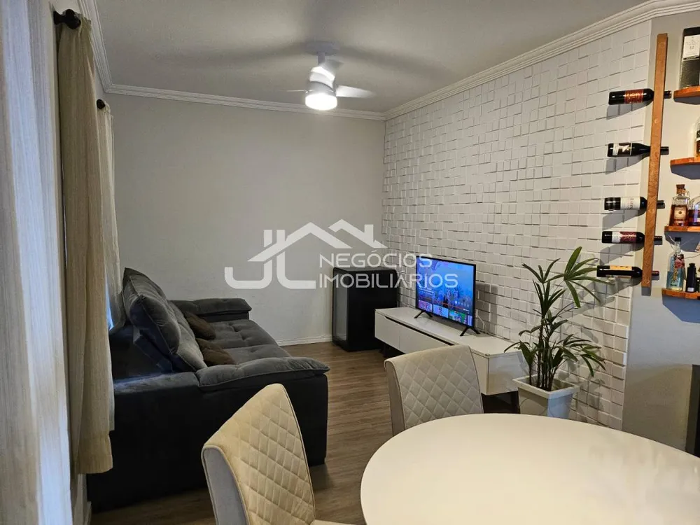 Casa, 4 quartos, 190 m² - Foto 2