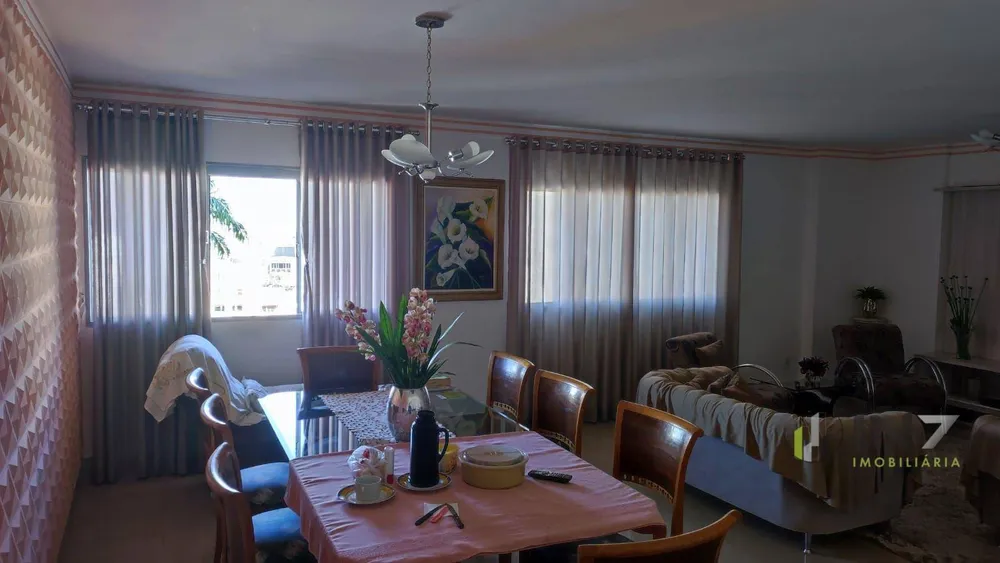 Apartamento, 3 quartos, 150 m² - Foto 2