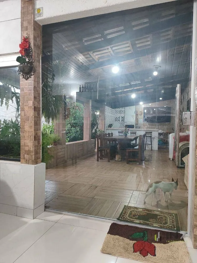 Casa, 3 quartos, 177 m² - Foto 3