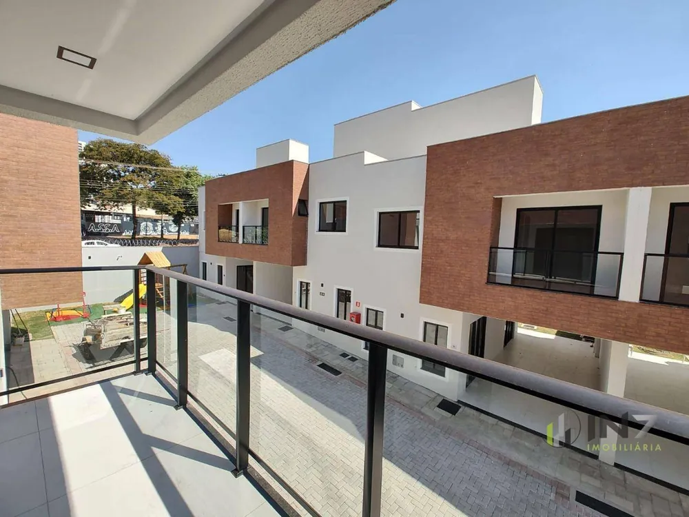 Sobrado, 3 quartos, 172 m² - Foto 1