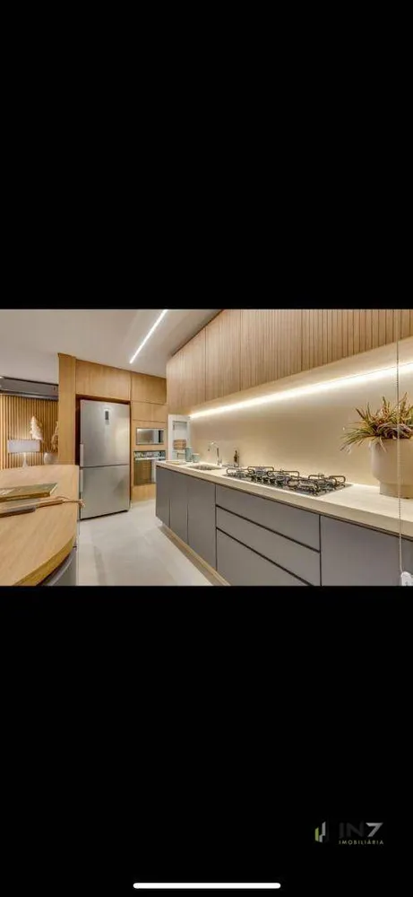 Apartamento, 3 quartos, 122 m² - Foto 1
