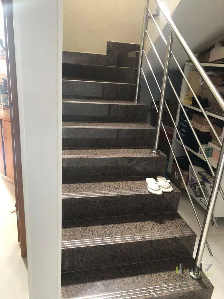 Cobertura, 5 quartos, 215 m² - Foto 4