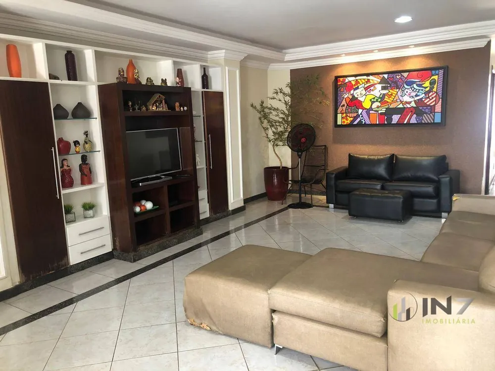 Sobrado, 4 quartos, 245 m² - Foto 2