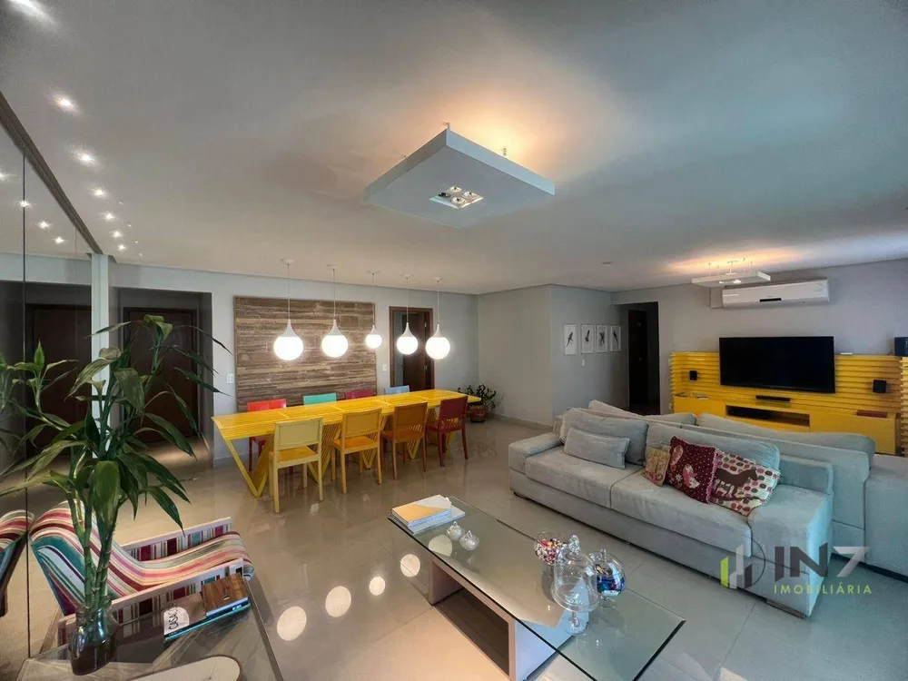 Apartamento, 3 quartos, 140 m² - Foto 1