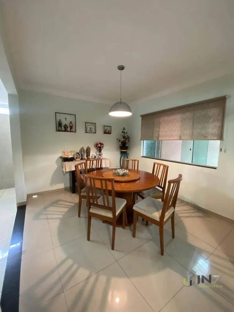 Casa, 4 quartos, 303 m² - Foto 3