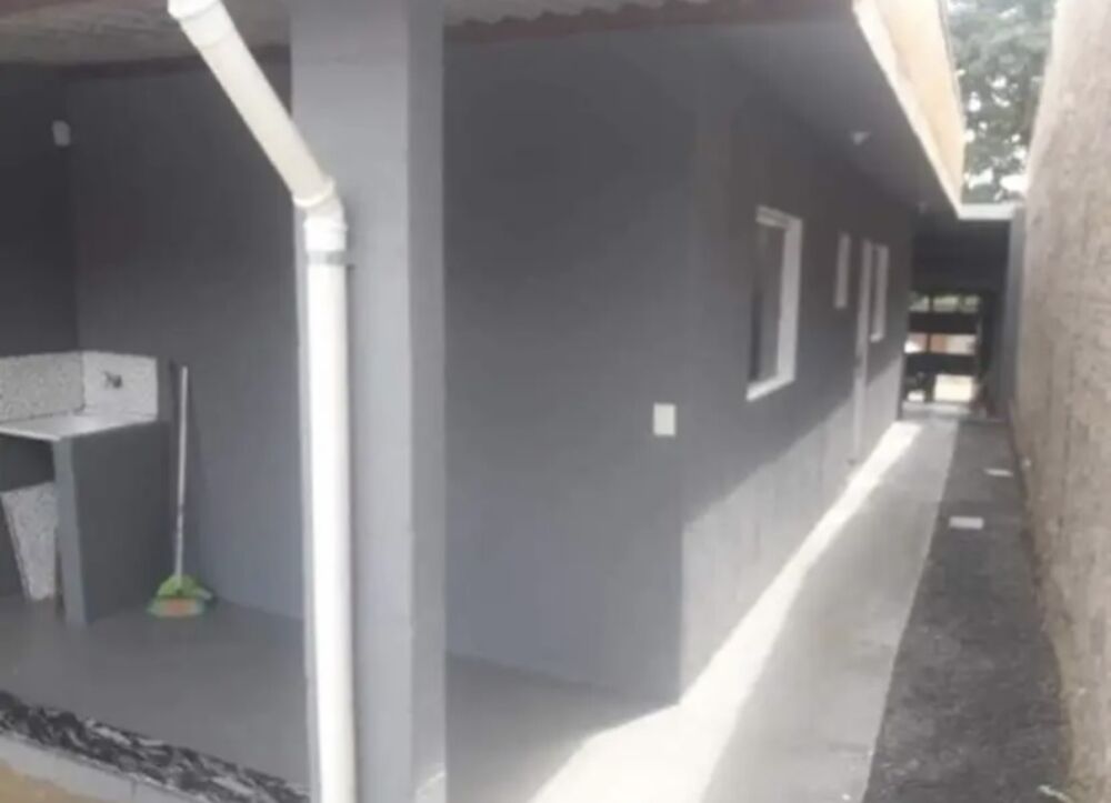 Casa à venda com 1 quarto, 175m² - Foto 4