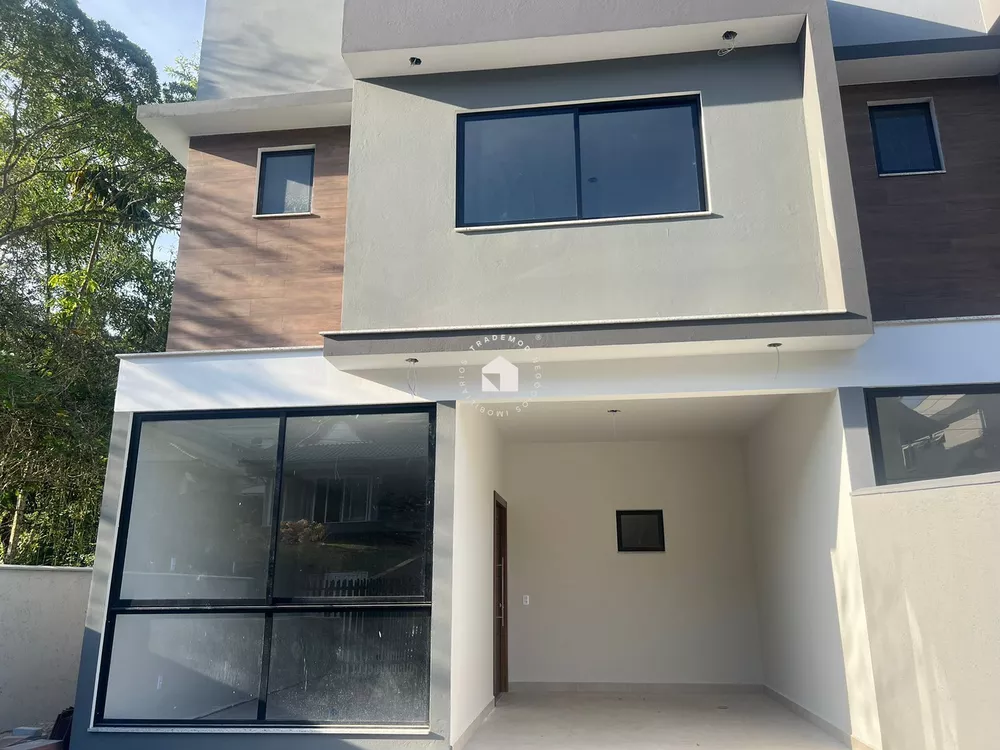 Sobrado à venda com 3 quartos, 120m² - Foto 2