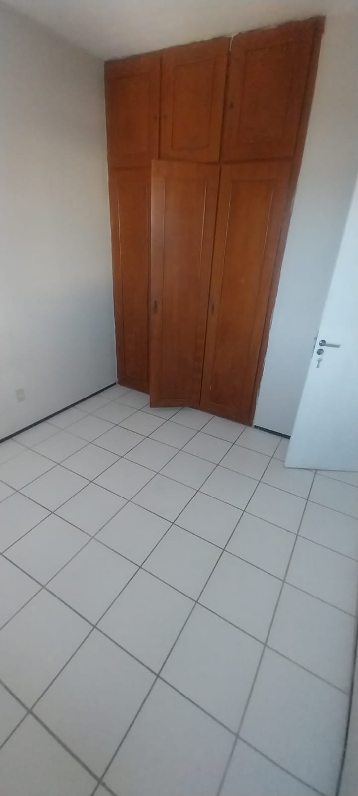 Apartamento à venda com 3 quartos, 76m² - Foto 8