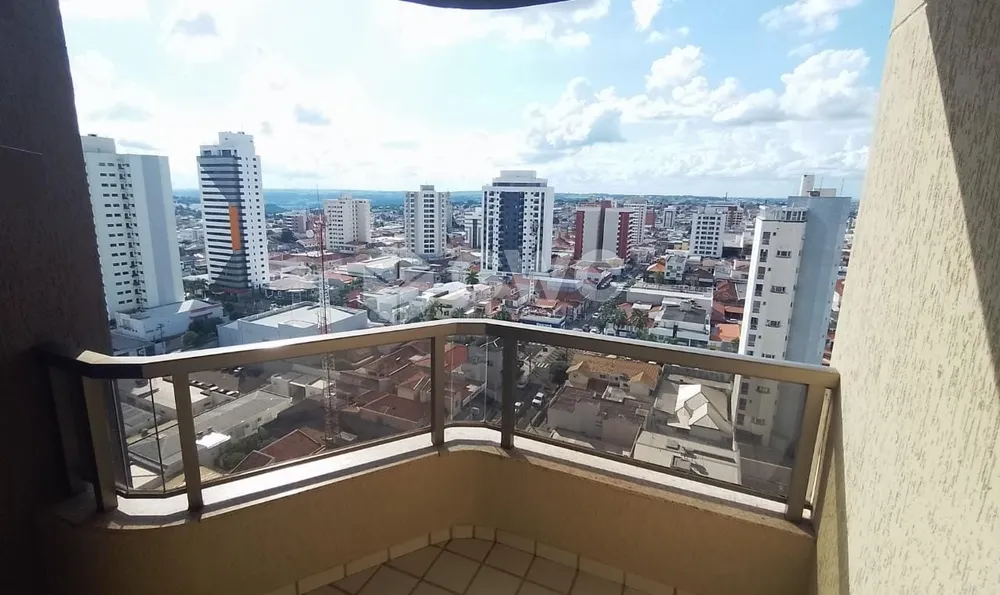 Apartamento, 3 quartos, 160 m² - Foto 2