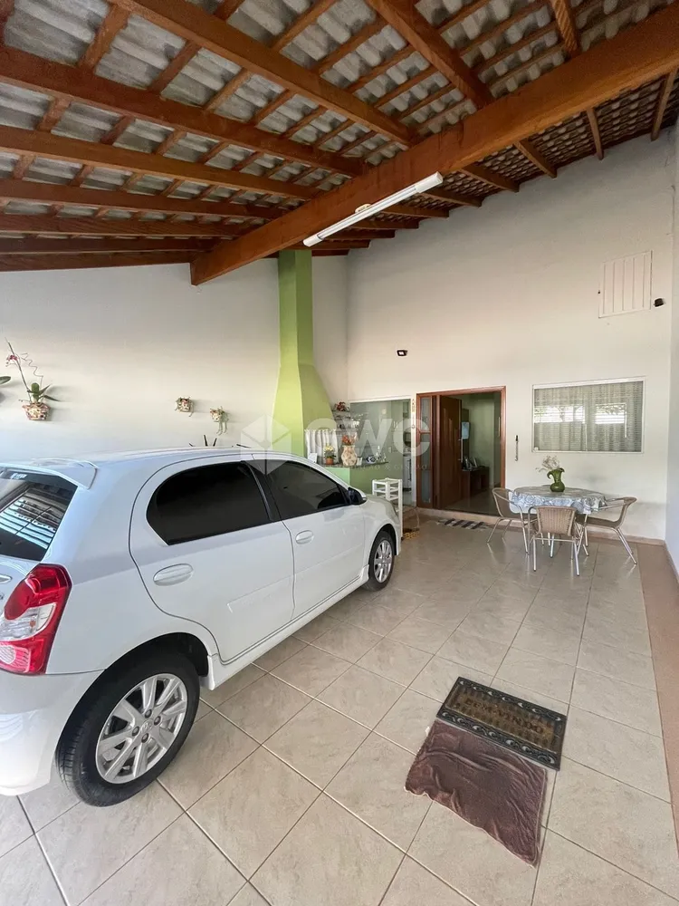 Casa, 3 quartos, 81 m² - Foto 1
