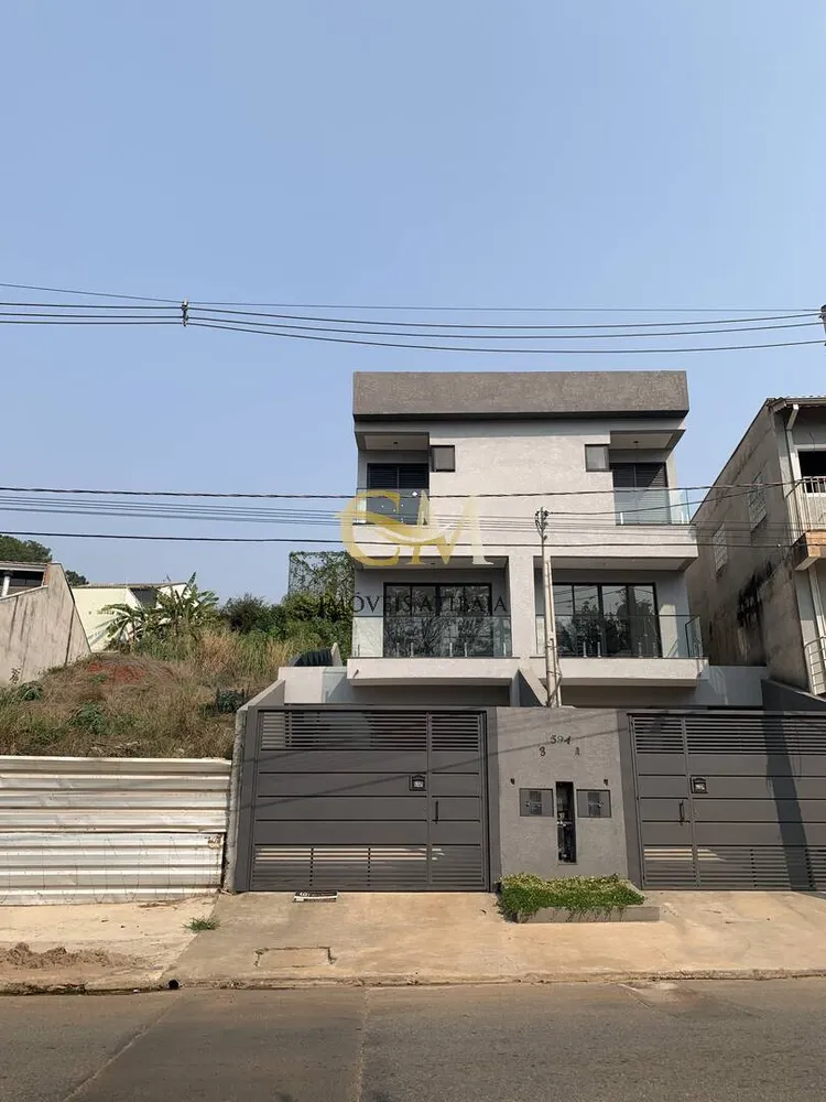 Casa, 3 quartos, 268 m² - Foto 1