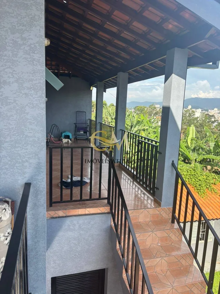 Casa, 4 quartos, 640 m² - Foto 1