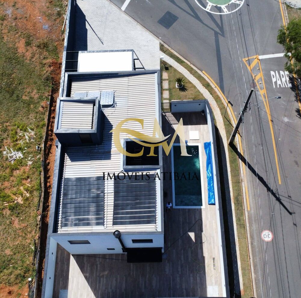 Casa à venda com 4 quartos, 353m² - Foto 2