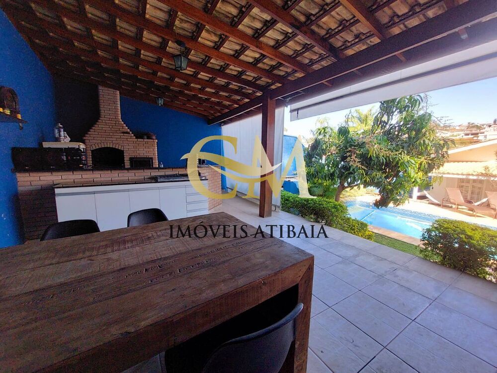 Casa à venda com 4 quartos, 260m² - Foto 3
