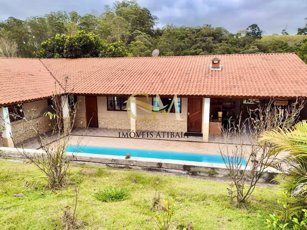 Casa, 4 quartos, 240 m² - Foto 1