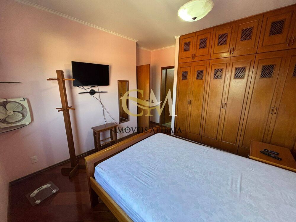 Casa para alugar com 5 quartos, 327m² - Foto 1