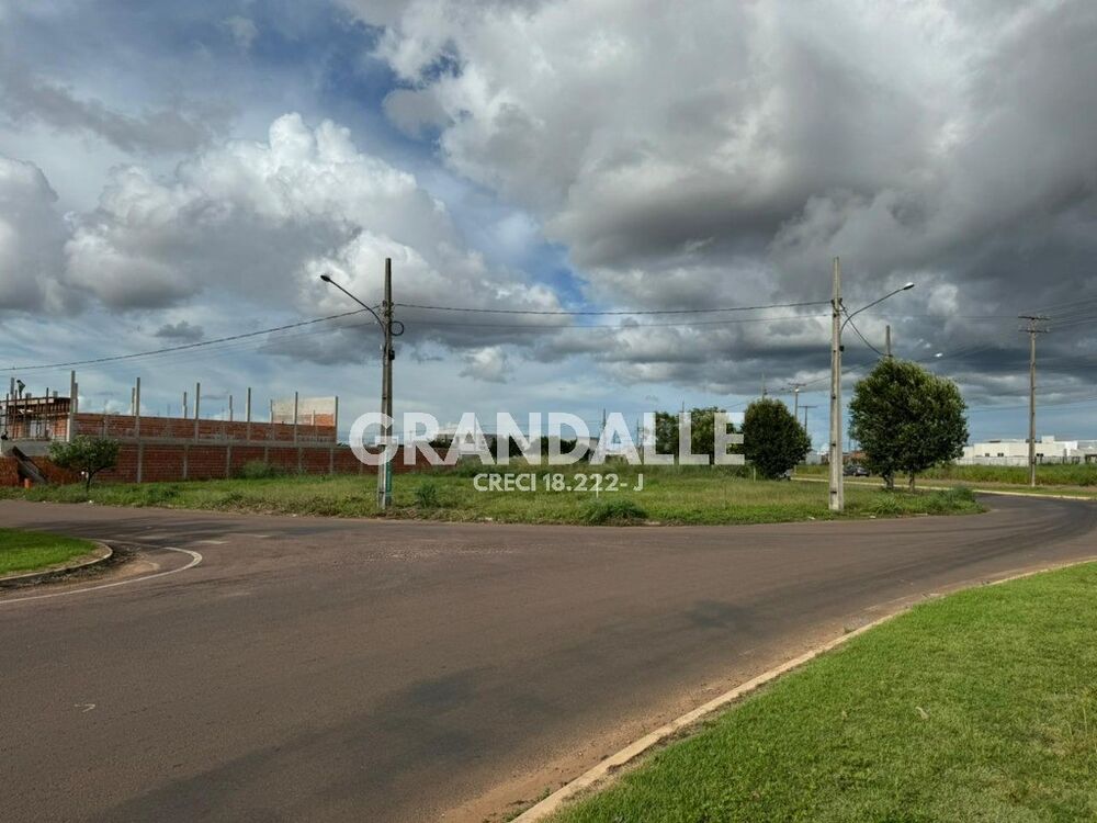 Loteamento e Condomínio, 1085 m² - Foto 2