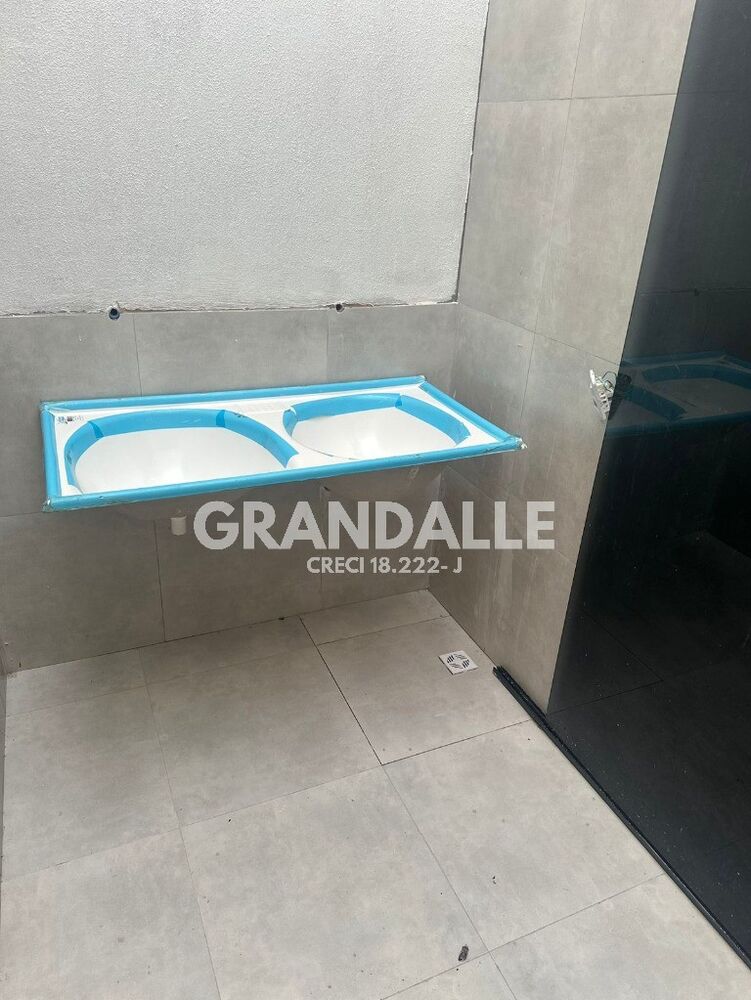 Casa à venda com 2 quartos - Foto 4