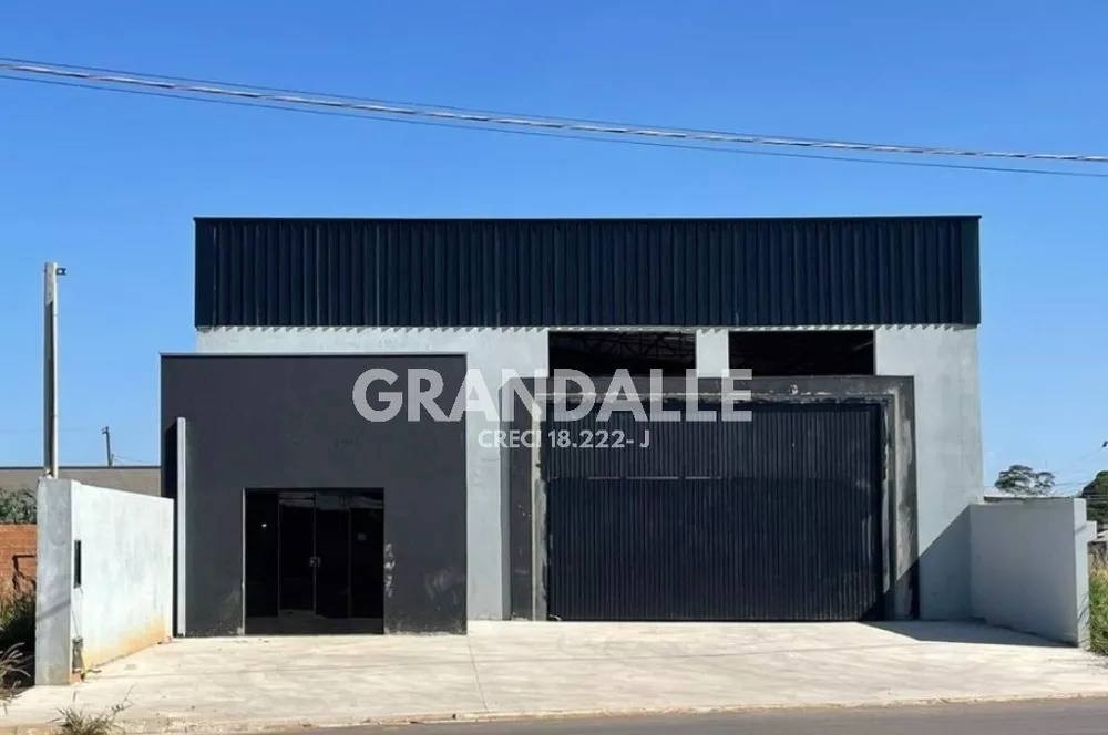 Depósito-Galpão-Armazém à venda, 240m² - Foto 1