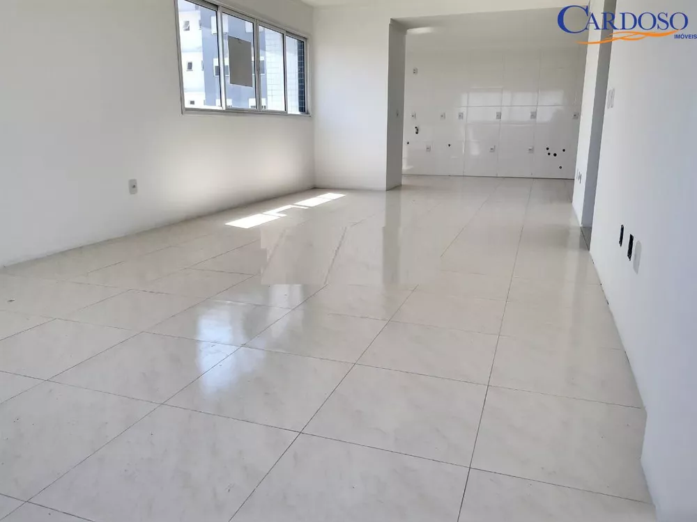 Apartamento à venda com 2 quartos, 87m² - Foto 1