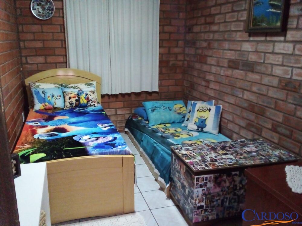 Casa, 3 quartos, 158 m² - Foto 2