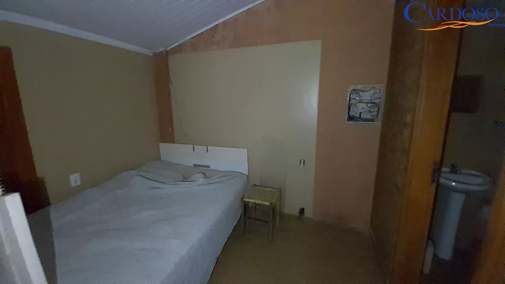 Casa à venda com 3 quartos, 60m² - Foto 8