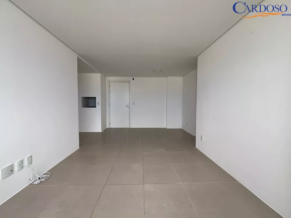 Apartamento à venda com 3 quartos, 69m² - Foto 1