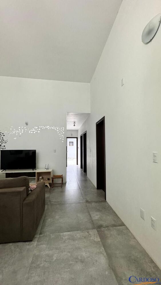 Casa à venda com 4 quartos, 135m² - Foto 9