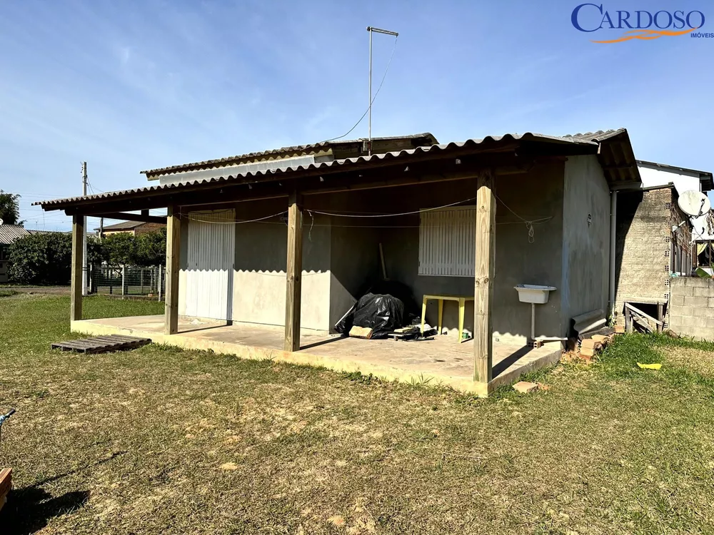 Casa à venda com 1 quarto, 70m² - Foto 1