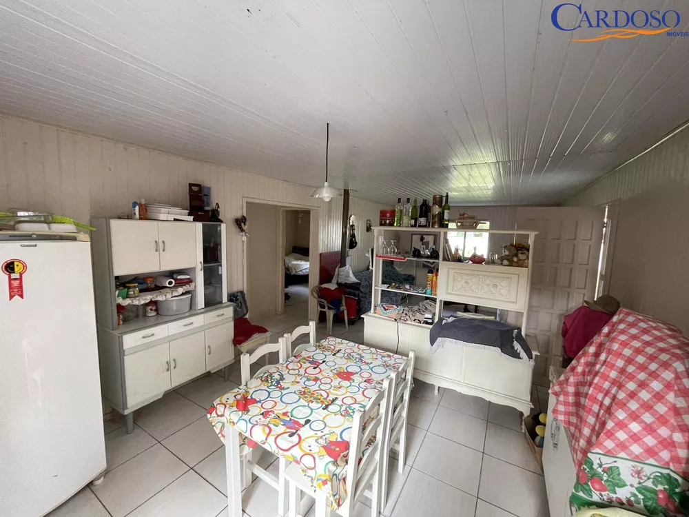 Casa à venda com 2 quartos, 140m² - Foto 8