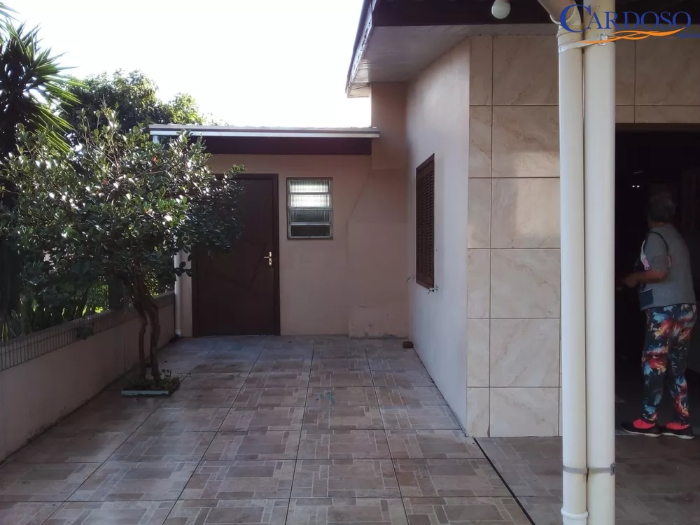 Casa à venda com 3 quartos, 80m² - Foto 8