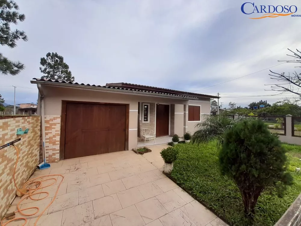 Casa à venda com 4 quartos, 250m² - Foto 2